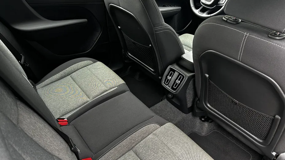 VOLVO XC40 XC40 B3 Plus Dark aut