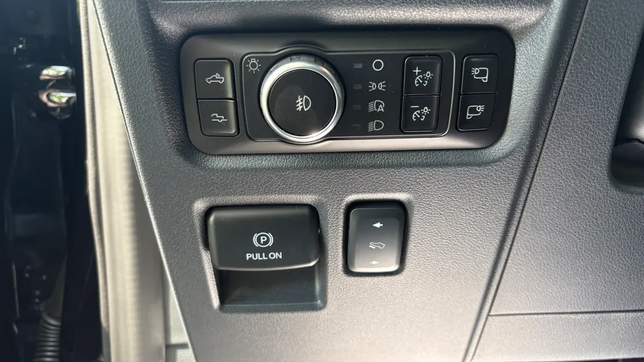 FORD F 150 -