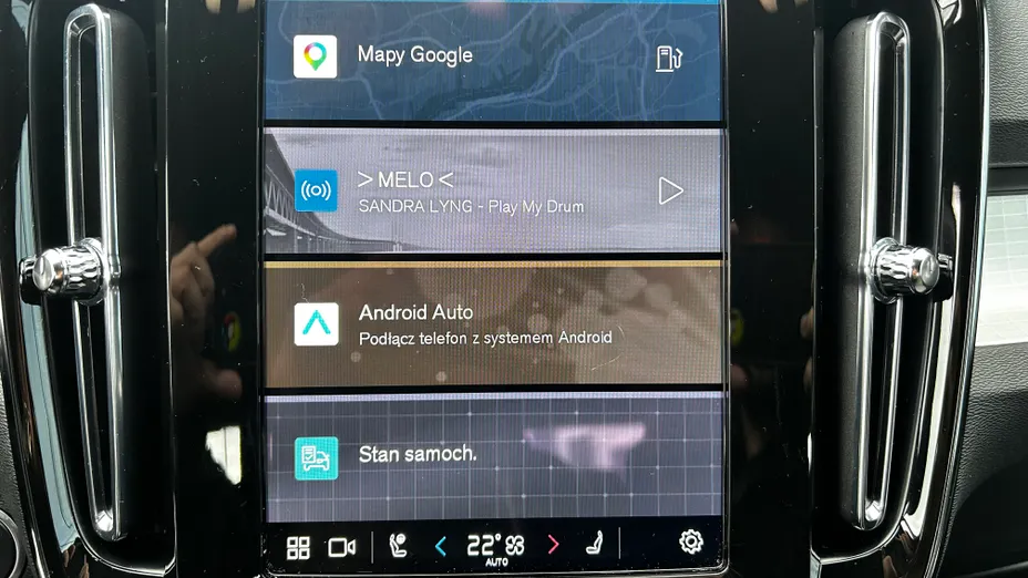 VOLVO XC40 XC40 B3 Plus Dark aut