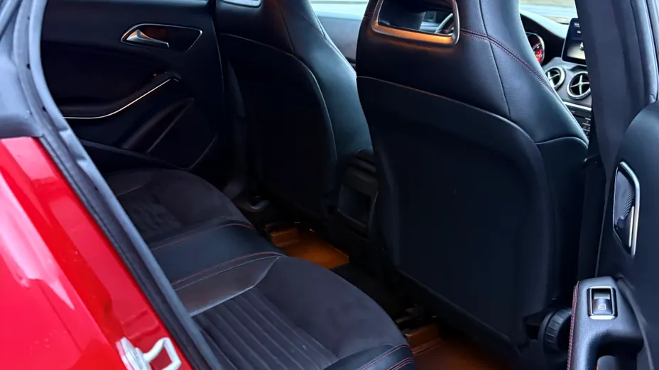 MERCEDES-BENZ CLA CLA 200 7G-DCT AMG Line