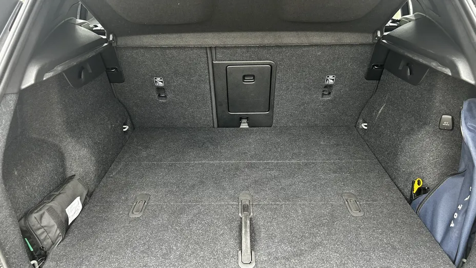 VOLVO XC40 XC40 B3 Core aut