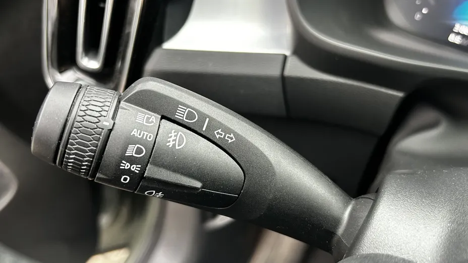 VOLVO XC40 XC40 B3 Core aut