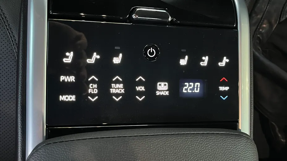 TOYOTA Camry Camry 2.5 Hybrid Dynamic Force Executive e-CVT