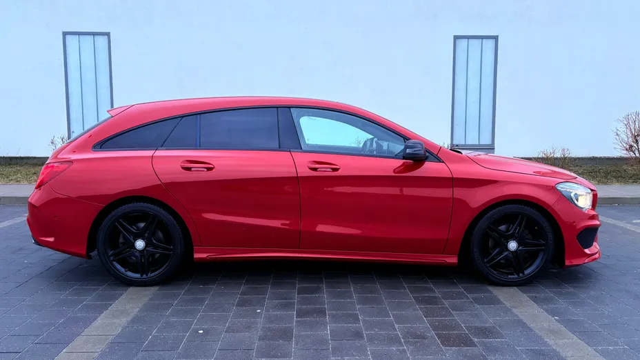 MERCEDES-BENZ CLA CLA 200 7G-DCT AMG Line