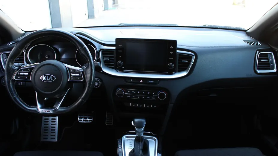 KIA ProCeed ProCeed 1.4 T-GDI GT Line DCT