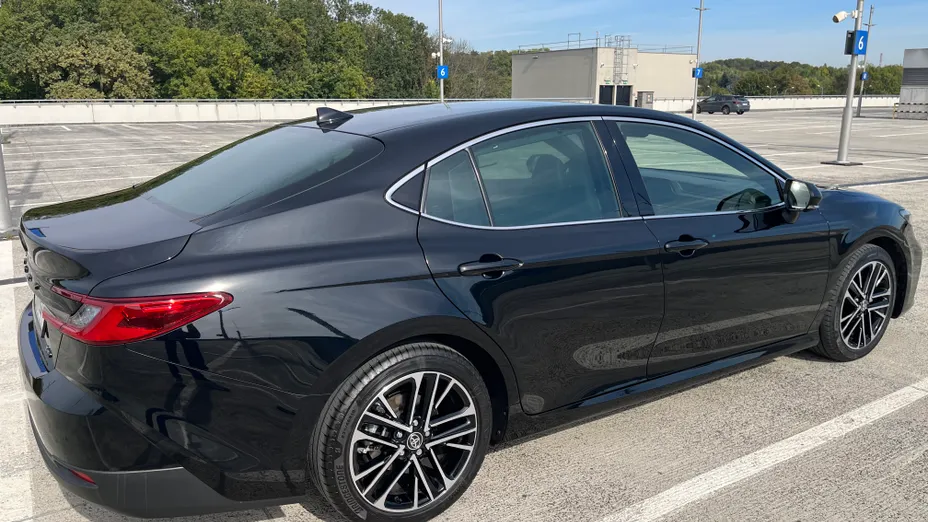 TOYOTA Camry Camry 2.5 Hybrid Dynamic Force Executive e-CVT