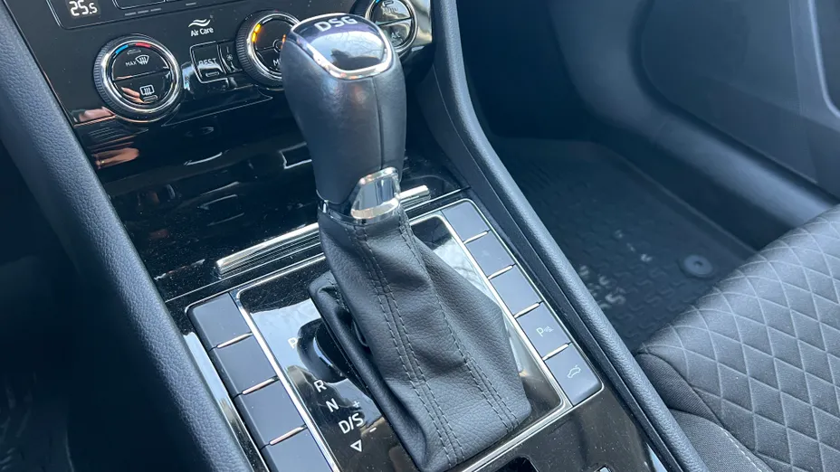 SKODA Superb Superb 2.0 TDI Style DSG