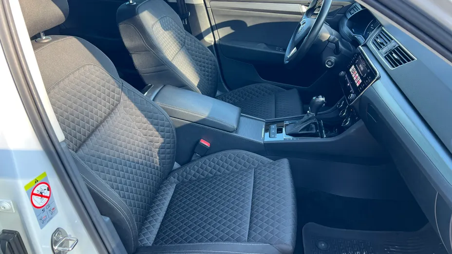 SKODA Superb Superb 2.0 TDI Style DSG