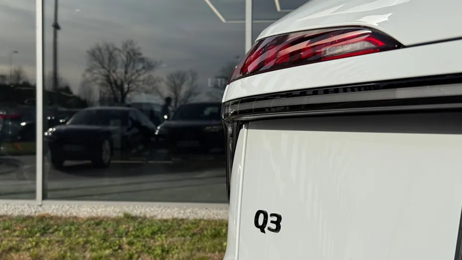 AUDI Q3 Q3 35 TFSI mHEV S-Line S tronic