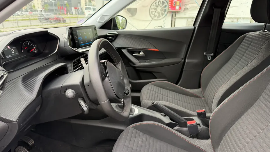 PEUGEOT 2008 -