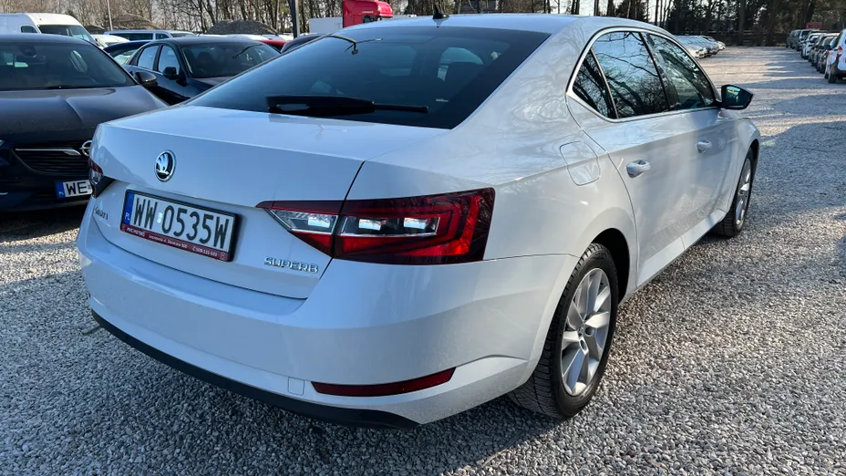 SKODA Superb Superb 2.0 TDI Style DSG