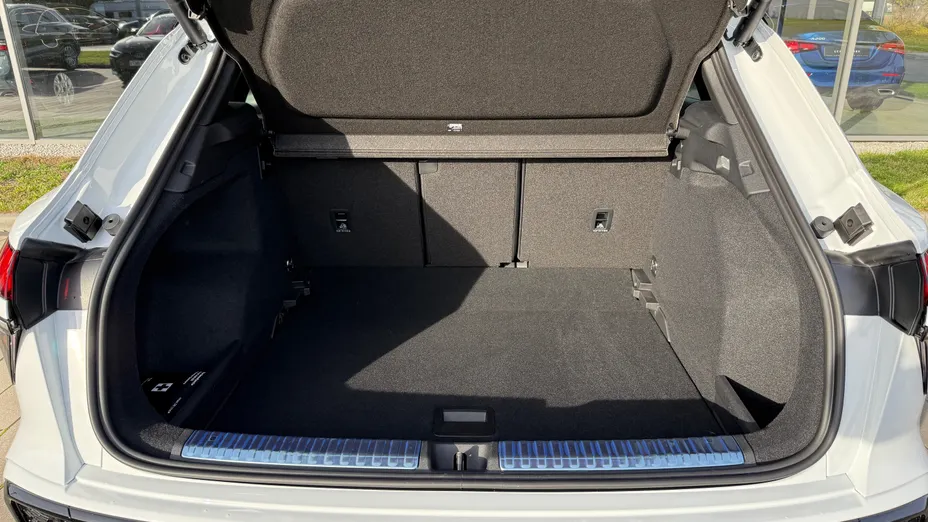 AUDI Q3 Q3 35 TFSI mHEV S-Line S tronic