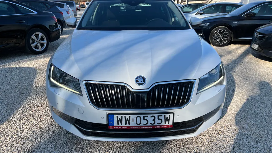 SKODA Superb Superb 2.0 TDI Style DSG