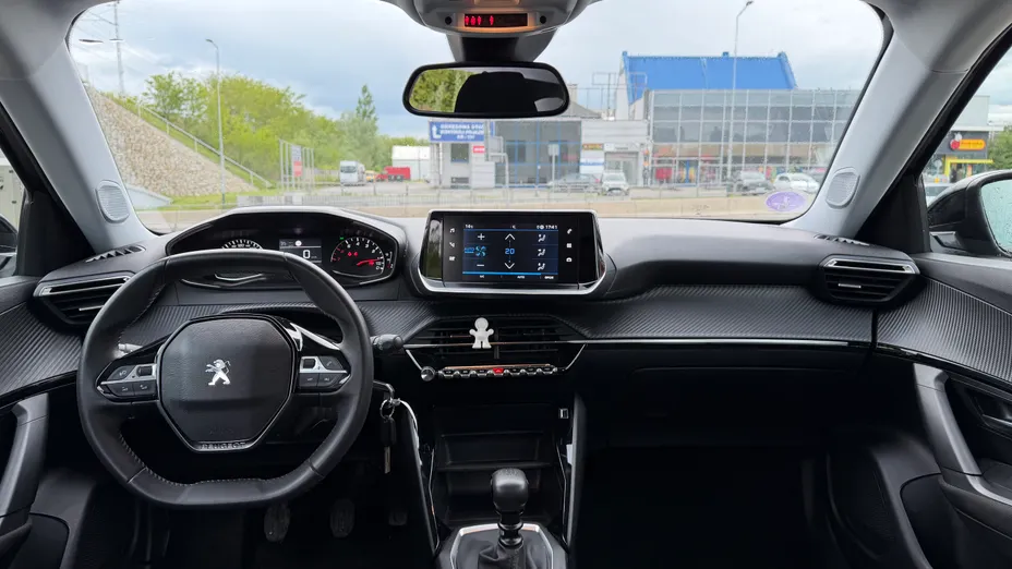 PEUGEOT 2008 -