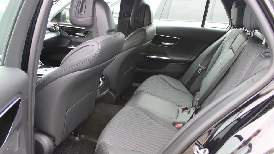 MERCEDES-BENZ C Klasa C 220 d mHEV Avantgarde