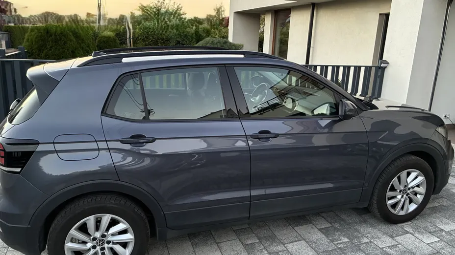 VOLKSWAGEN T-Cross -
