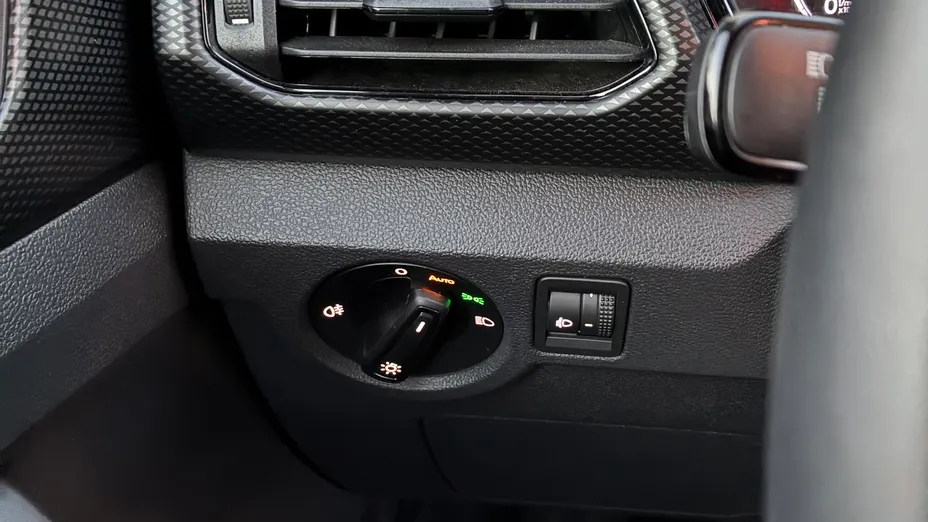 VOLKSWAGEN T-Cross -
