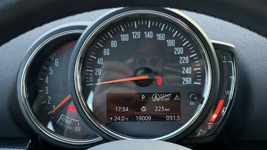 MINI [BMW] Clubman Cooper aut