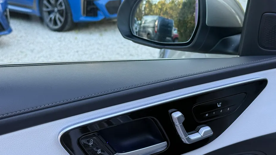 MERCEDES-BENZ C Klasa C 300 mHEV 4-Matic AMG
