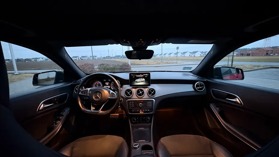 MERCEDES-BENZ CLA CLA 200 7G-DCT AMG Line