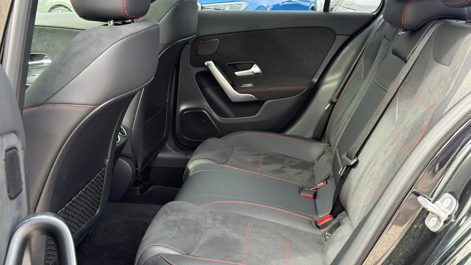 MERCEDES-BENZ A Klasa A 250 e PHEV AMG Line 8G-DCT