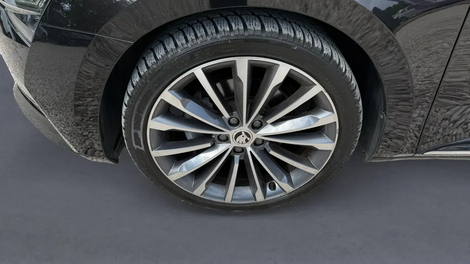 SKODA Superb Superb 2.0 TSI L&K DSG