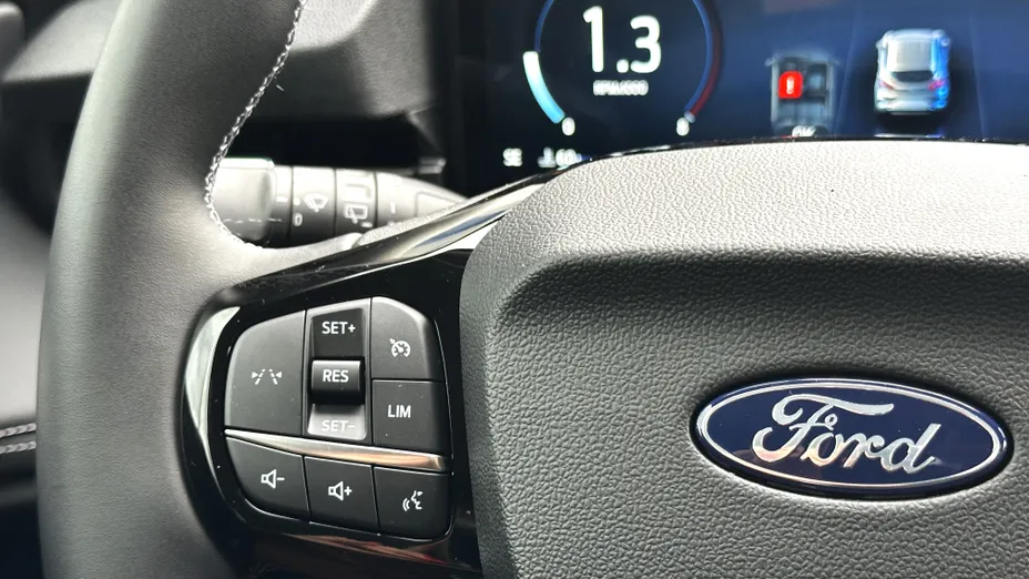 FORD Puma Puma 1.0 EcoBoost mHEV Titanium DCT Nowy