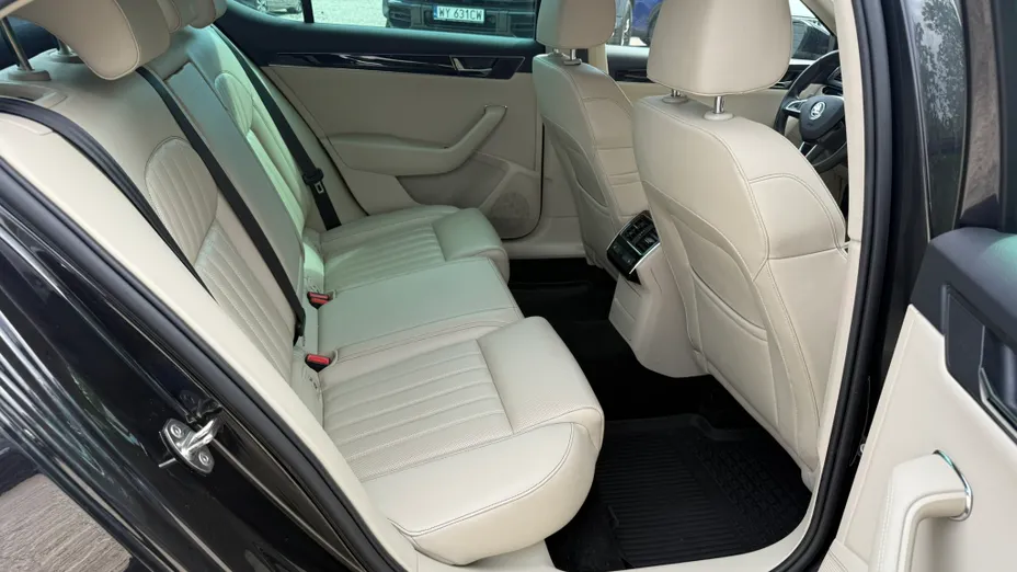 SKODA Superb Superb 2.0 TSI L&K DSG