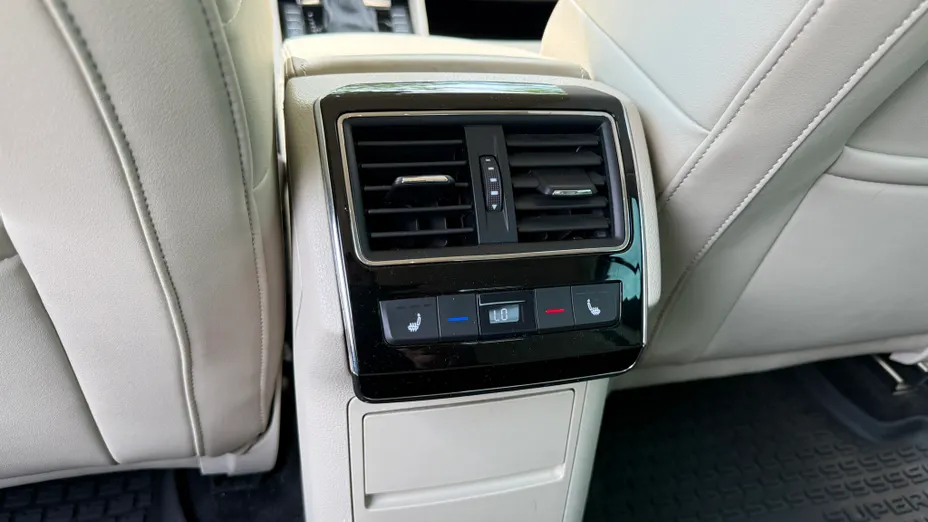 SKODA Superb Superb 2.0 TSI L&K DSG