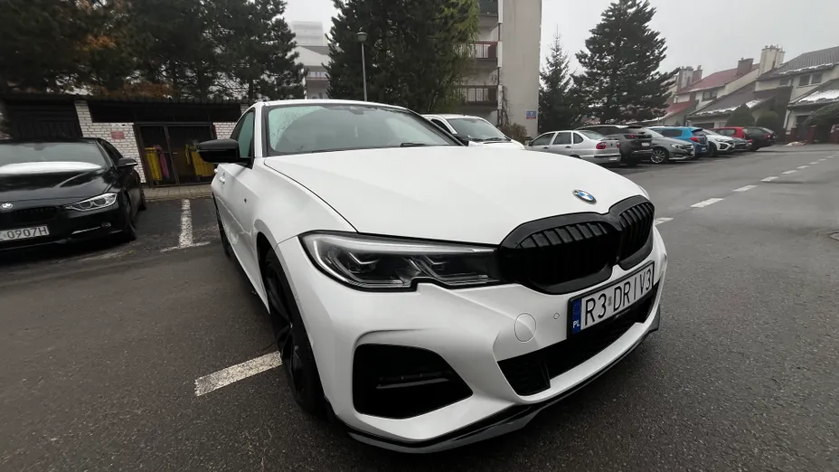 BMW Seria 3 330e M Sport sport-aut