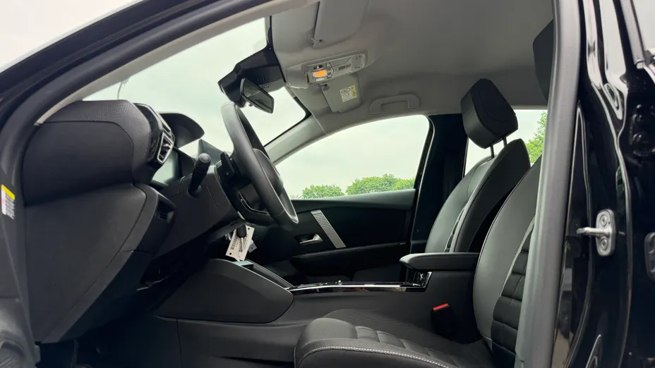 CITROEN C4 C4 1.2 mHEV Plus eDCT6