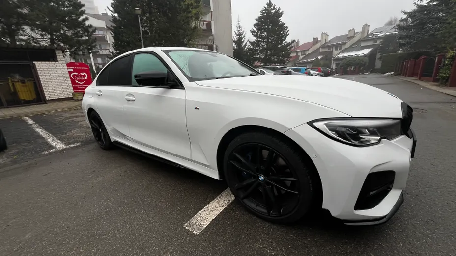 BMW Seria 3 330e M Sport sport-aut