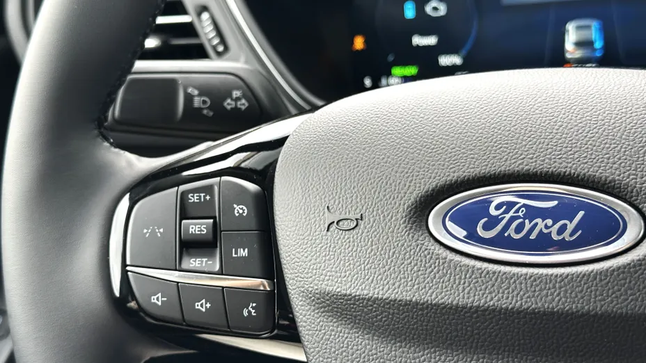 FORD Kuga Kuga 1.5 EcoBoost FWD Titanium aut Nowy