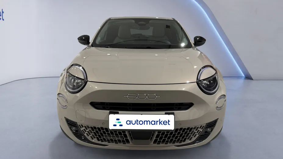 FIAT 600 600 1.2 Turbo Hybrid La Prima eDCT Nowy