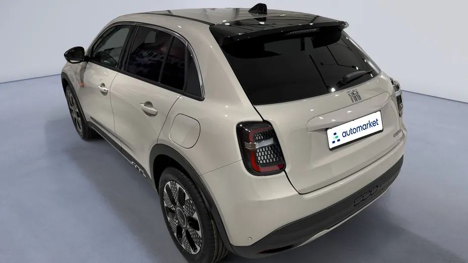 FIAT 600 600 1.2 Turbo Hybrid La Prima eDCT Nowy