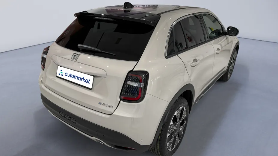 FIAT 600 600 1.2 Turbo Hybrid La Prima eDCT Nowy