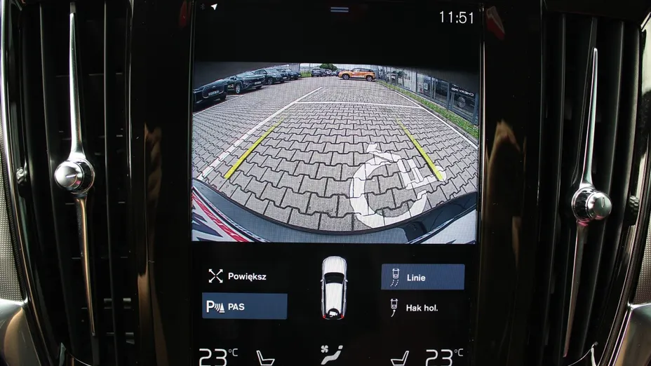 VOLVO V90 V90 B4 D AWD Momentum aut