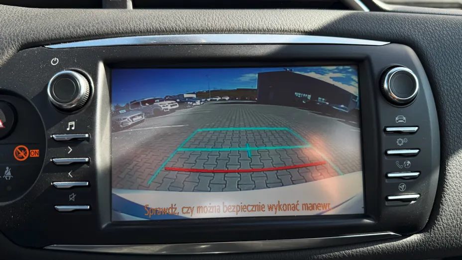 TOYOTA Yaris Yaris Hybrid 100 Premium