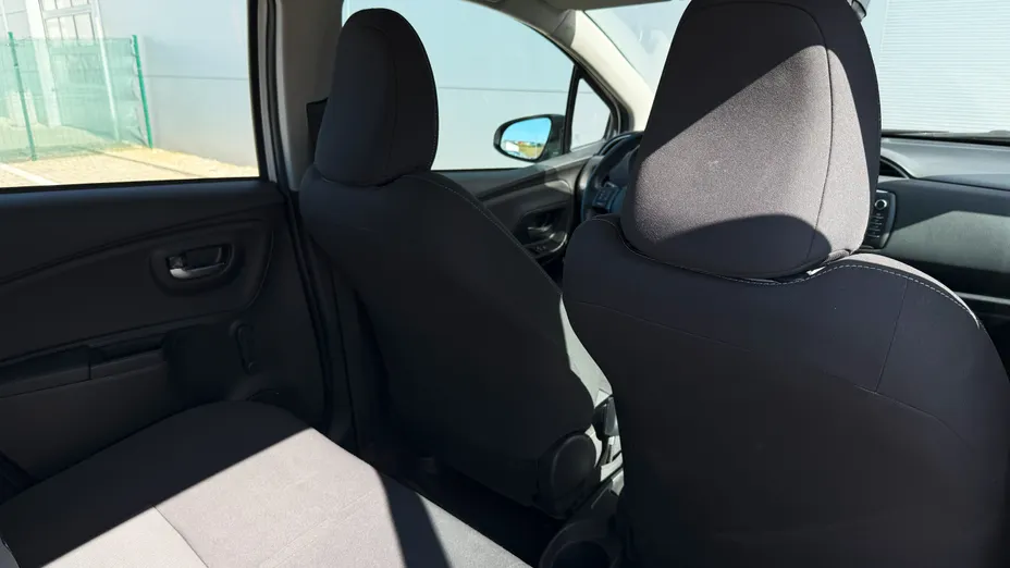 TOYOTA Yaris Yaris Hybrid 100 Premium