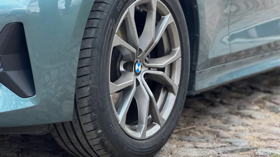 BMW Seria 3 320i GPF Advantage aut