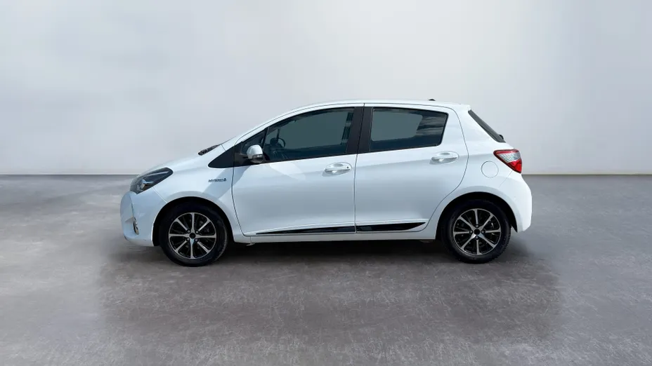 TOYOTA Yaris Yaris Hybrid 100 Premium