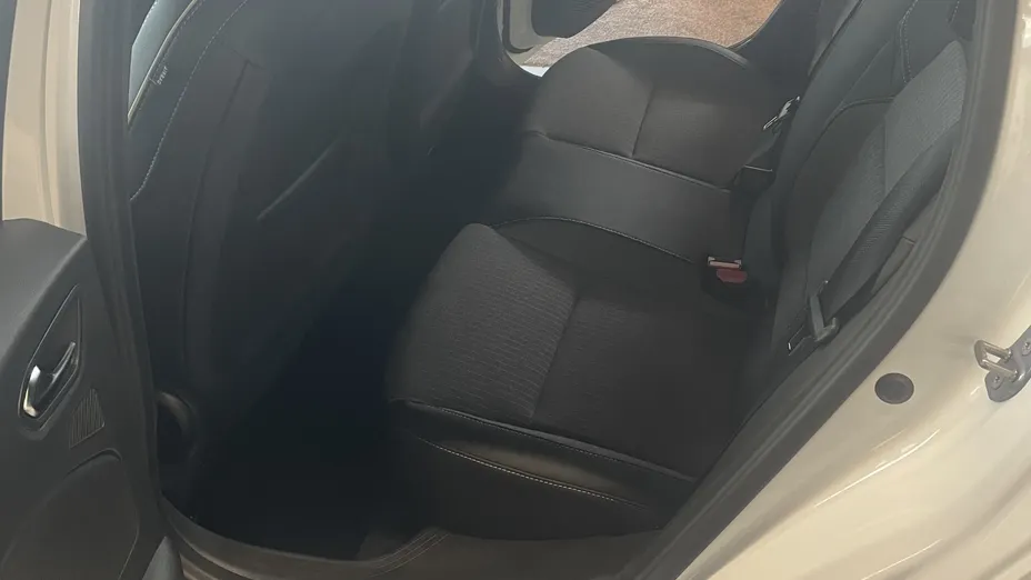 RENAULT Clio Clio 1.6 E-TECH Techno Nowy