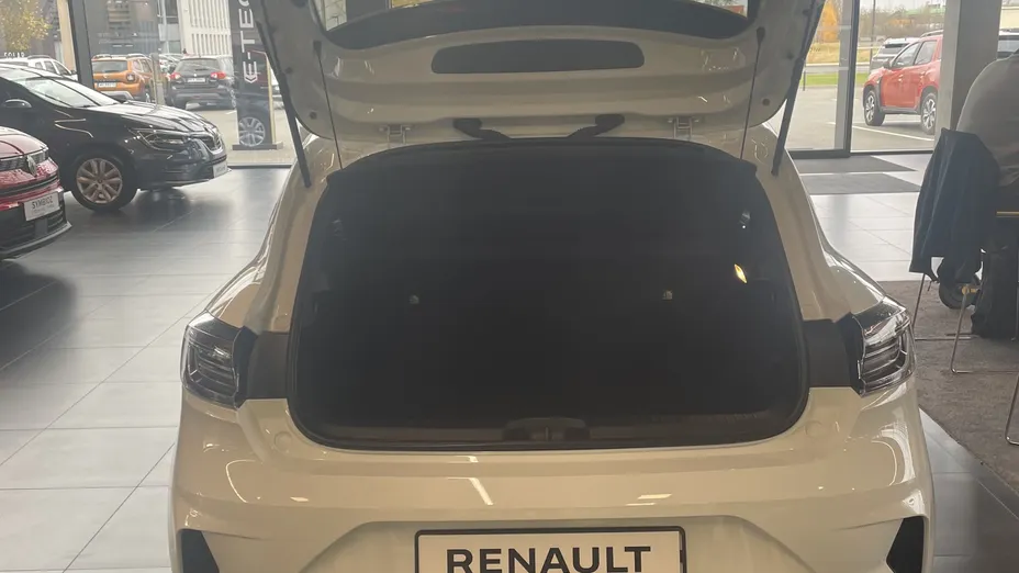 RENAULT Clio Clio 1.6 E-TECH Techno Nowy