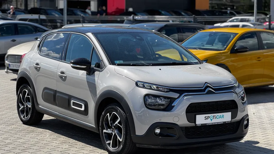 CITROEN C3 C3 1.2 PureTech Shine EAT6