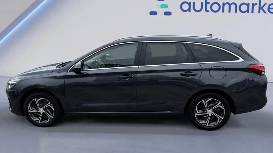 HYUNDAI i30 i30 1.5 DPI Smart