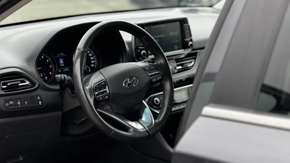 HYUNDAI i30 i30 1.5 DPI Smart