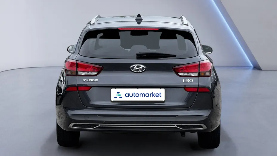 HYUNDAI i30 i30 1.5 DPI Smart