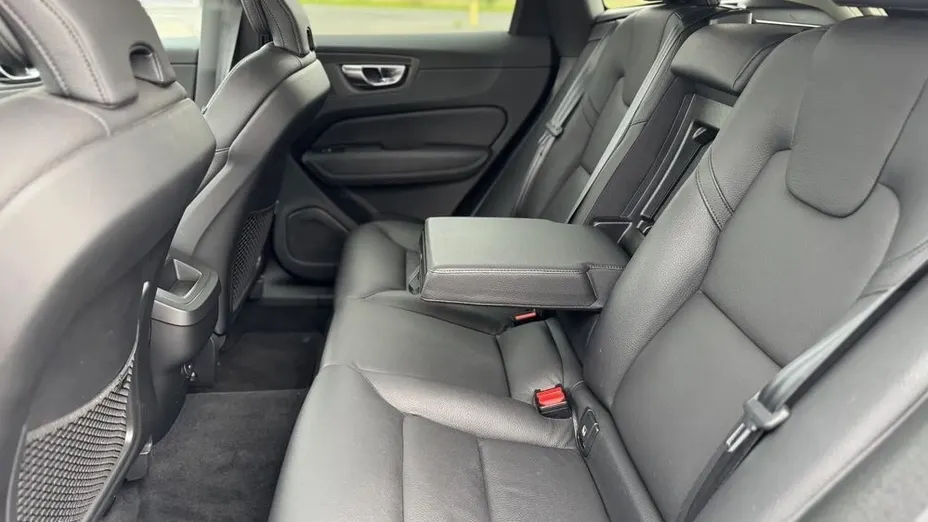 VOLVO XC60 XC60 B4 D AWD Inscription aut