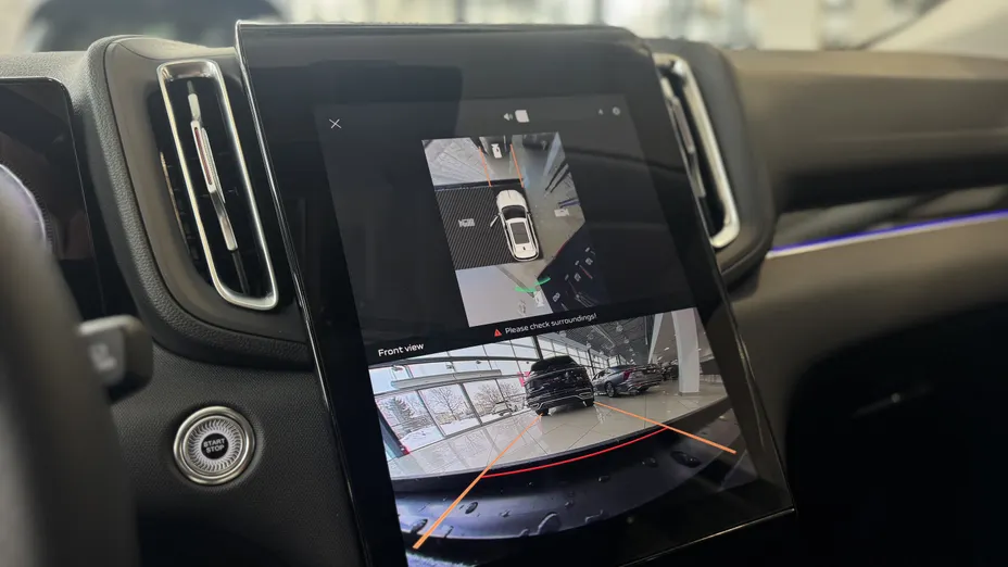 HONGQI HS3 -