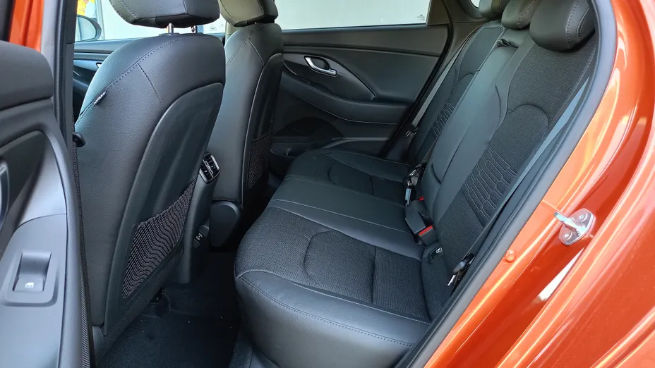 HYUNDAI i30 i30 Fastback 1.5 T-GDI 48V Smart Nowy